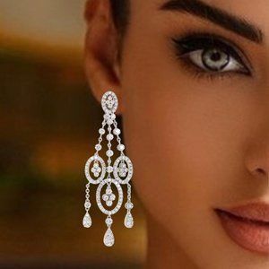 Art Deco style 18K White Gold Chandelier Earrings with Diamonds